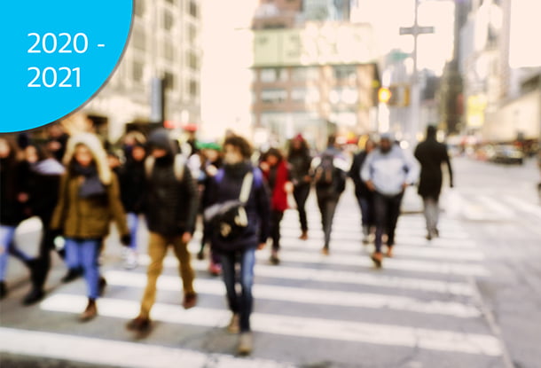 photo: blurry crowd on city street (iStockphoto)
